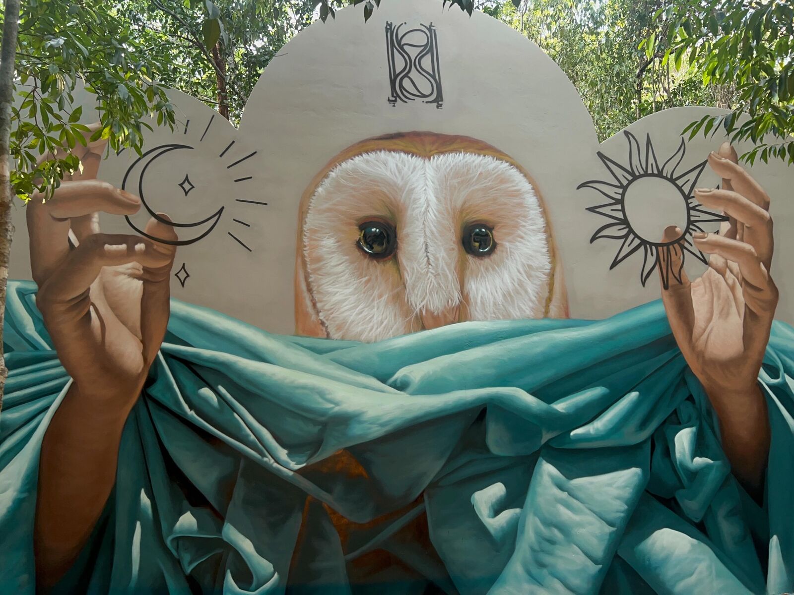 Tiempo — mural by Secreto Rebollo in <a href=